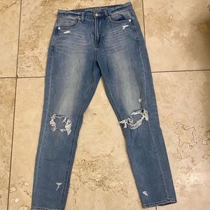 American Eagle mom jeans